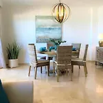 Apartment Beachfront Penthouse - El Mirador De Bermuda