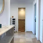 Beachfront Penthouse - El Mirador De Bermuda *