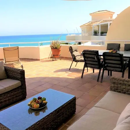 Beachfront Penthouse - El Mirador De Bermuda Appartement Estepona