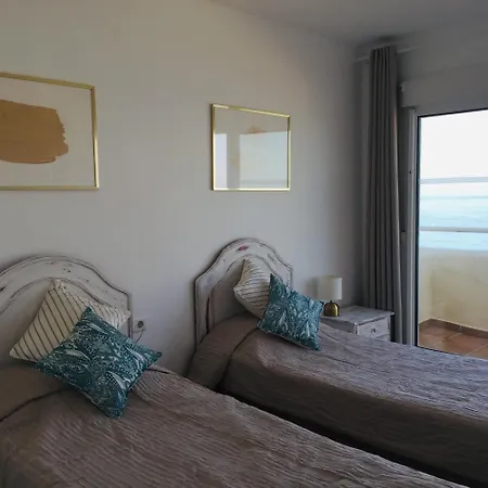Beachfront Penthouse - El Mirador De Bermuda Appartement Estepona
