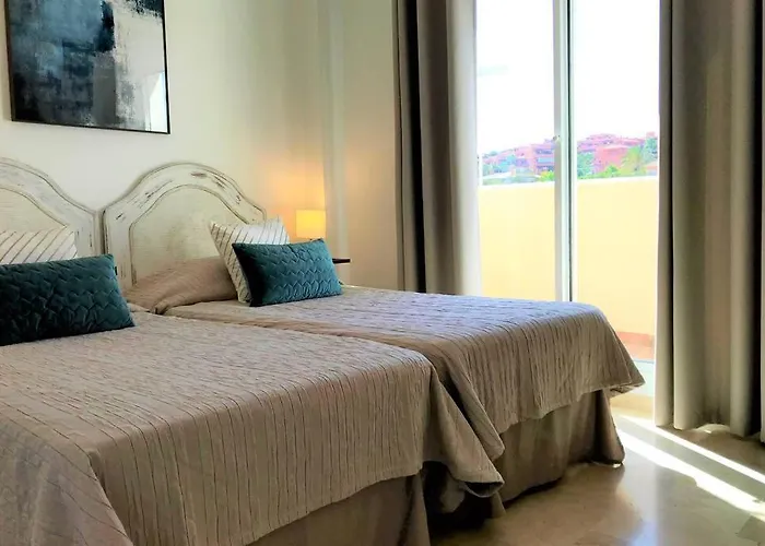 Beachfront Penthouse - El Mirador De Bermuda Beach Apartment Estepona