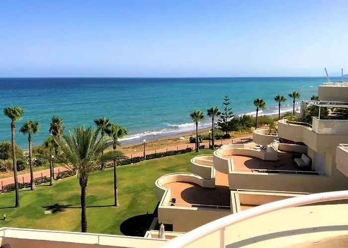 Beachfront Penthouse - El Mirador De Bermuda Beach *