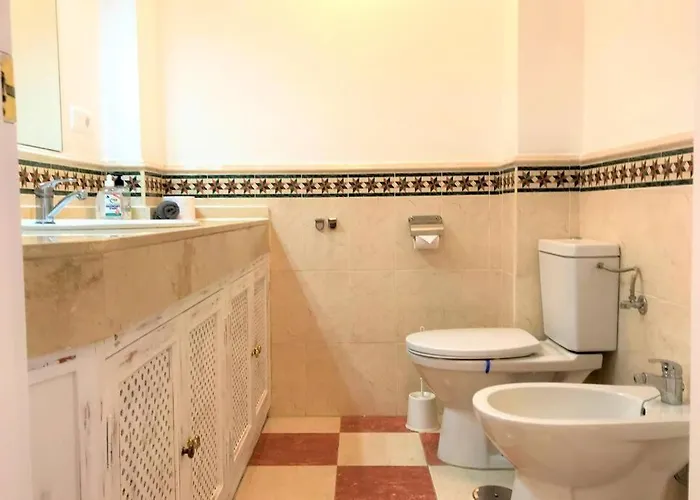 Beachfront Penthouse - El Mirador De Bermuda Beach *