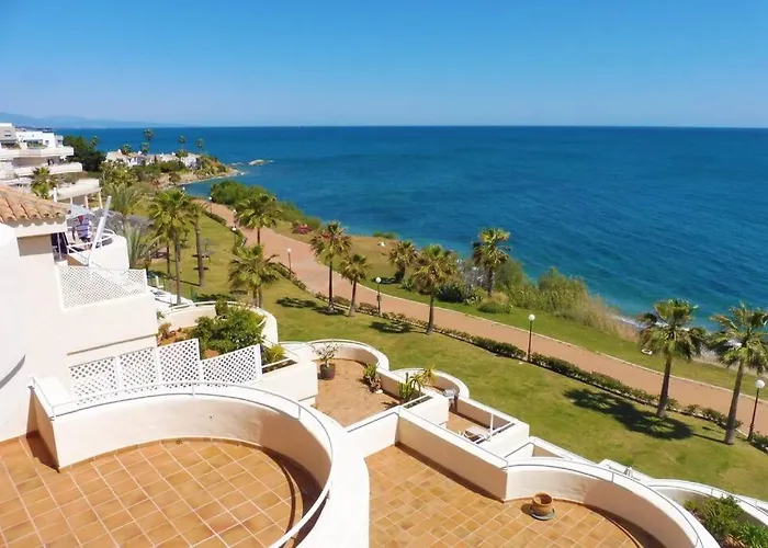 Beachfront Penthouse - El Mirador De Bermuda Beach *