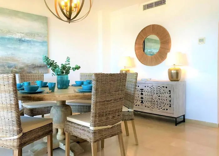 Beachfront Penthouse - El Mirador De Bermuda Beach Estepona