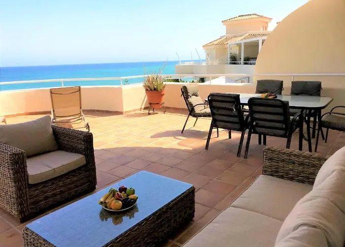 Beachfront PENTHOUSE - El MIRADOR DE BERMUDA BEACH Apartamento Estepona