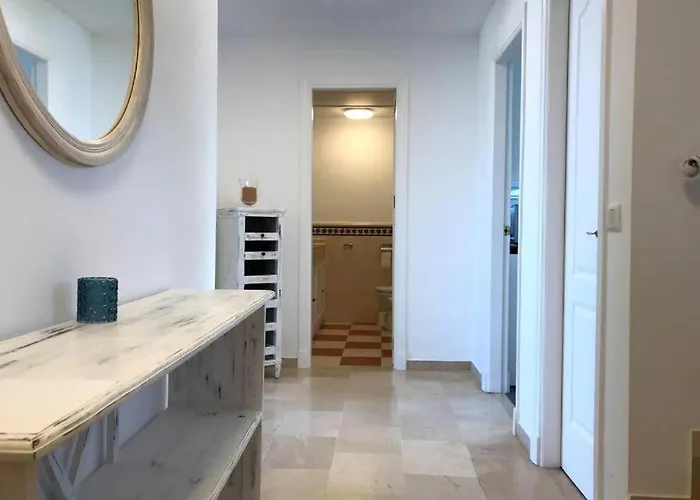 Beachfront PENTHOUSE - El MIRADOR DE BERMUDA BEACH *