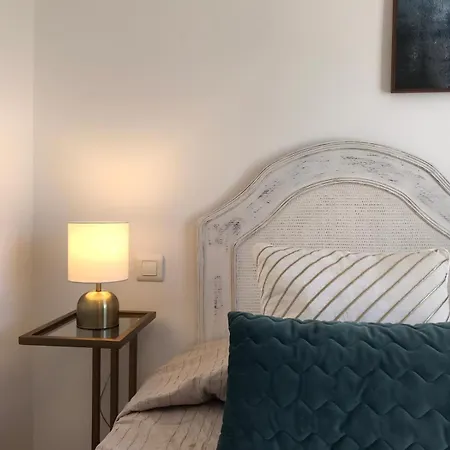 Beachfront Penthouse - El Mirador De Bermuda * 埃斯特波纳