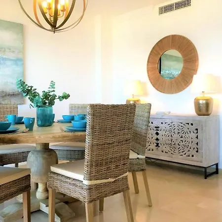 Penthouse Bermuda 2 אסטפונה