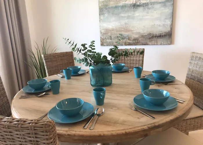 Beachfront Penthouse - El Mirador De Bermuda Beach 아파트